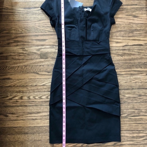 NEW OJAY Black Structured Sheath Dress | 6 - Picture 5 of 9